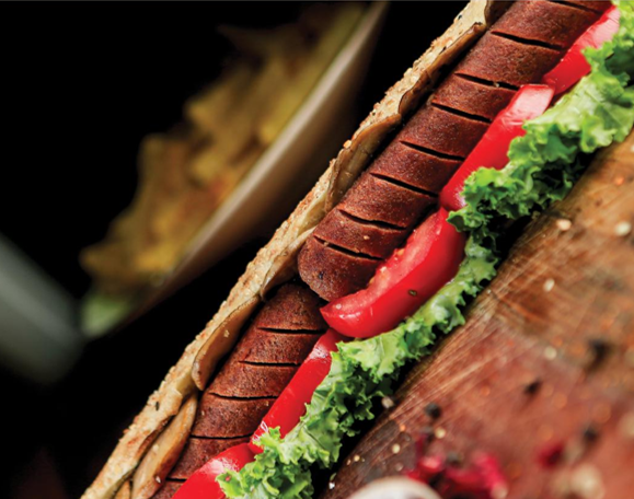 ساندویچ هات داگ و تافو ساندویچ هات داگ و تافو